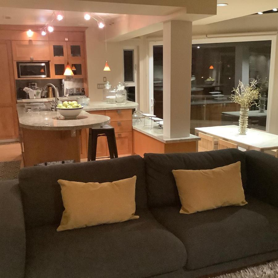 Suite Smart Vancouver Kültér fotó