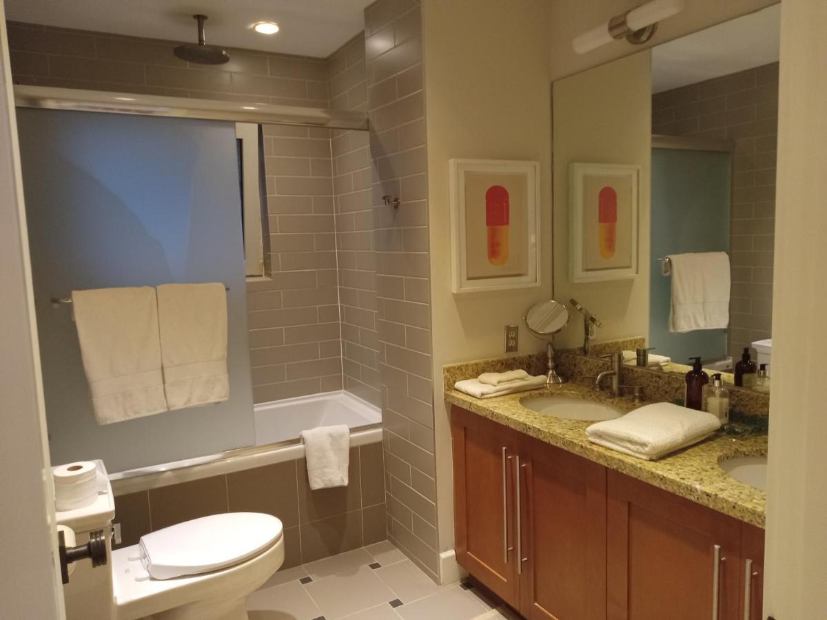 Suite Smart Vancouver Kültér fotó